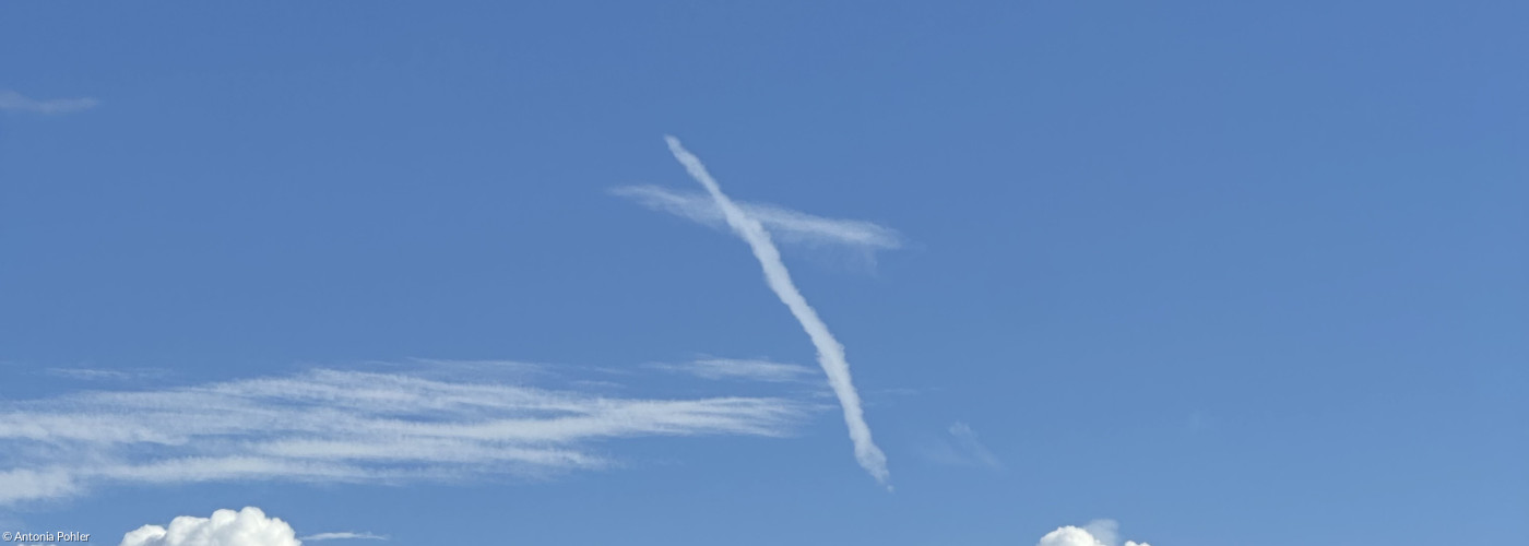 Kreuz am Himmel