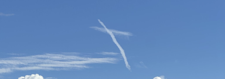 Kreuz am Himmel